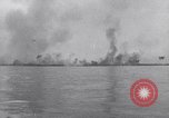 Immagine di Il bombardamento Peleliu Isole Palau, 1944, secondo 50 filmato di repertorio 65675034750