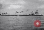 Immagine di Il bombardamento Peleliu Isole Palau, 1944, secondo 58 filmato di repertorio 65675034750
