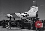 Image missile Matador base aérienne Wheelus Tripoli Libye, 1954, de la seconde 10 séquences d'archives historiques vidéo 65675034777