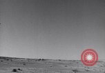 Image missile Matador base aérienne Wheelus Tripoli Libye, 1954, de la seconde 28 séquences d'archives historiques vidéo 65675034777