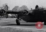Standbild 8 Bomber Command Vereinigtes Königreich, 1944, aus Sekunde 10 historischem Filmmaterial Videoclip 65675034808