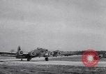 Standbild 8 Bomber Command Vereinigtes Königreich, 1944, aus Sekunde 12 historischem Filmmaterial Videoclip 65675034808