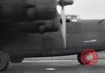 Standbild 8 Bomber Command Vereinigtes Königreich, 1944, aus Sekunde 31 historischem Filmmaterial Videoclip 65675034808