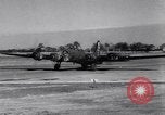 Standbild 8 Bomber Command Vereinigtes Königreich, 1944, aus Sekunde 35 historischem Filmmaterial Videoclip 65675034808
