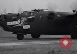 Standbild 8 Bomber Command Vereinigtes Königreich, 1944, aus Sekunde 43 historischem Filmmaterial Videoclip 65675034808