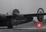 Standbild 8 Bomber Command Vereinigtes Königreich, 1944, aus Sekunde 48 historischem Filmmaterial Videoclip 65675034808