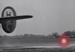 Standbild 8 Bomber Command Vereinigtes Königreich, 1944, aus Sekunde 49 historischem Filmmaterial Videoclip 65675034808