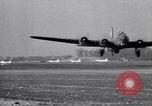 Image 8e Bomber Command Royaume-Uni, 1944, de la seconde 15 séquences d'archives historiques vidéo 65675034809