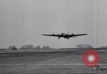 Image 8e Bomber Command Royaume-Uni, 1944, de la seconde 44 séquences d'archives historiques vidéo 65675034809