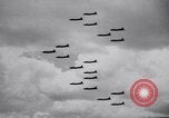 Image 8e Bomber Command Royaume-Uni, 1944, de la seconde 51 séquences d'archives historiques vidéo 65675034810