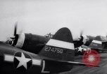 Standbild USAAF 56 Fighter Group P-47s Nehmen Sie auf einer Mission Southwold Suffolk England, 1943, aus Sekunde 10 historischem Filmmaterial Videoclip 65675034815