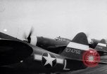 Standbild USAAF 56 Fighter Group P-47s Nehmen Sie auf einer Mission Southwold Suffolk England, 1943, aus Sekunde 11 historischem Filmmaterial Videoclip 65675034815
