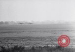 Standbild USAAF 56 Fighter Group P-47s Nehmen Sie auf einer Mission Southwold Suffolk England, 1943, aus Sekunde 23 historischem Filmmaterial Videoclip 65675034815