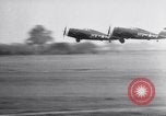 Standbild USAAF 56 Fighter Group P-47s Nehmen Sie auf einer Mission Southwold Suffolk England, 1943, aus Sekunde 40 historischem Filmmaterial Videoclip 65675034815