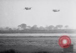 Standbild USAAF 56 Fighter Group P-47s Nehmen Sie auf einer Mission Southwold Suffolk England, 1943, aus Sekunde 59 historischem Filmmaterial Videoclip 65675034815