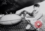 Standbild USAAF Kampfjets eskortieren B-17 Bomber Deutschland, 1943, aus Sekunde 1 historischem Filmmaterial Videoclip 65675034816