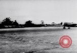 Standbild USAAF Kampfjets eskortieren B-17 Bomber Deutschland, 1943, aus Sekunde 17 historischem Filmmaterial Videoclip 65675034816