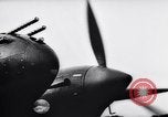 Standbild USAAF Kampfjets eskortieren B-17 Bomber Deutschland, 1943, aus Sekunde 35 historischem Filmmaterial Videoclip 65675034816