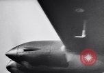 Standbild USAAF Kampfjets eskortieren B-17 Bomber Deutschland, 1943, aus Sekunde 39 historischem Filmmaterial Videoclip 65675034816