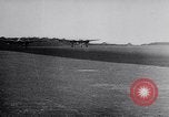Standbild USAAF Kampfjets eskortieren B-17 Bomber Deutschland, 1943, aus Sekunde 43 historischem Filmmaterial Videoclip 65675034816