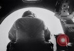 Standbild P-47 Thunderbolt Flugzeuge eskortieren B-17 Bomber Emden Deutschland, 1943, aus Sekunde 39 historischem Filmmaterial Videoclip 65675034817