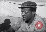 Standbild negro Soldaten der 45th Engineer Regiment Ledo Road Tingkawk Birma, 1945, aus Sekunde 40 historischem Filmmaterial Videoclip 65675034821