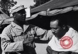 Standbild negro Soldaten der 45th Engineer Regiment Ledo Road Tingkawk Birma, 1945, aus Sekunde 61 historischem Filmmaterial Videoclip 65675034821