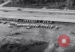 Standbild LKW geparkt Ledo Road Tingkawk Birma, 1945, aus Sekunde 21 historischem Filmmaterial Videoclip 65675034822