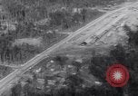 Standbild LKW geparkt Ledo Road Tingkawk Birma, 1945, aus Sekunde 33 historischem Filmmaterial Videoclip 65675034822