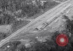 Standbild LKW geparkt Ledo Road Tingkawk Birma, 1945, aus Sekunde 37 historischem Filmmaterial Videoclip 65675034822