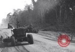 Standbild 45th Engineer Regiment Ledo Road Shinbwiyang Birma, 1945, aus Sekunde 4 historischem Filmmaterial Videoclip 65675034823