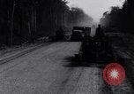 Standbild 45th Engineer Regiment Ledo Road Shinbwiyang Birma, 1945, aus Sekunde 32 historischem Filmmaterial Videoclip 65675034823