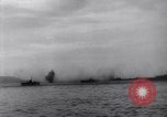 Standbild Befreiung durch französische Truppen Insel Elba, 1944, aus Sekunde 59 historischem Filmmaterial Videoclip 65675034824