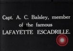 Immagine di Il capitano di un C Balsley di Lafayette Escadrille su aria Memorial Day Hollywood California USA, 1919, secondo 1 filmato di repertorio 65675034838