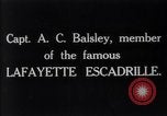 Immagine di Il capitano di un C Balsley di Lafayette Escadrille su aria Memorial Day Hollywood California USA, 1919, secondo 5 filmato di repertorio 65675034838