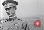 Immagine di Il capitano di un C Balsley di Lafayette Escadrille su aria Memorial Day Hollywood California USA, 1919, secondo 16 filmato di repertorio 65675034838