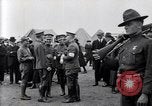 Immagine di Il capitano di un C Balsley di Lafayette Escadrille su aria Memorial Day Hollywood California USA, 1919, secondo 62 filmato di repertorio 65675034838
