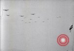 Image foule montres formation d'avions sur le Jour commémoratif de l'air Hollywood California USA, 1919, de la seconde 51 séquences d'archives historiques vidéo 65675034841