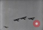 Standbild Flieger um ein Treffen auf Luft Memorial Day Hollywood California USA, 1919, aus Sekunde 54 historischem Filmmaterial Videoclip 65675034844