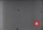 Standbild Flying Team führt Kunstflug auf Luft Memorial Day Hollywood California De Mille Field USA, 1919, aus Sekunde 18 historischem Filmmaterial Videoclip 65675034845
