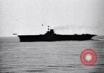 Image Convoi britannique en vertu de l'attaque de l'air Alexandrie Égypte, 1942, de la seconde 54 séquences d'archives historiques vidéo 65675034860