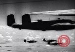 Image avions B-25 la Tunisie en Afrique du Nord, 1942, de la seconde 21 séquences d'archives historiques vidéo 65675034862