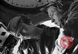 Standbild B-24 Flugzeuge Italien, 1943, aus Sekunde 37 historischem Filmmaterial Videoclip 65675034863