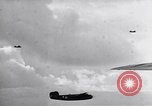 Standbild B-24 Flugzeuge Neapel Italien, 1943, aus Sekunde 8 historischem Filmmaterial Videoclip 65675034864