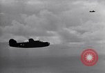 Standbild B-24 Flugzeuge Neapel Italien, 1943, aus Sekunde 20 historischem Filmmaterial Videoclip 65675034864