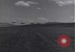 Standbild P-38 Flugzeuge Algerien Nordafrika, 1943, aus Sekunde 4 historischem Filmmaterial Videoclip 65675034872