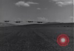 Standbild P-38 Flugzeuge Algerien Nordafrika, 1943, aus Sekunde 5 historischem Filmmaterial Videoclip 65675034872
