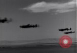 Standbild P-38 Flugzeuge Algerien Nordafrika, 1943, aus Sekunde 11 historischem Filmmaterial Videoclip 65675034872