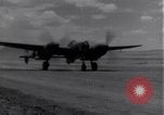 Standbild P-38 Flugzeuge Algerien Nordafrika, 1943, aus Sekunde 35 historischem Filmmaterial Videoclip 65675034872