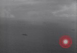 Standbild amerikanischen Marine Schiffe Guadalcanal Salomonen, 1943, aus Sekunde 3 historischem Filmmaterial Videoclip 65675034878
